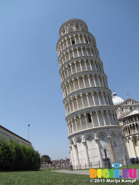 SX19778 Leaning tower of Pisa, Italy